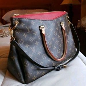 New Authentic Louis Vuitton Pallas Serise Tote